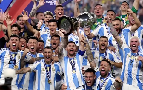 AG亚游-关于阿根廷球队战绩欠佳，教练组展开内部调整的信息