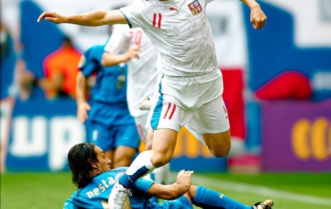 AG全站-拉齐奥边锋在比赛中创造多次威胁，帮助球队反超(拉齐奥ds)