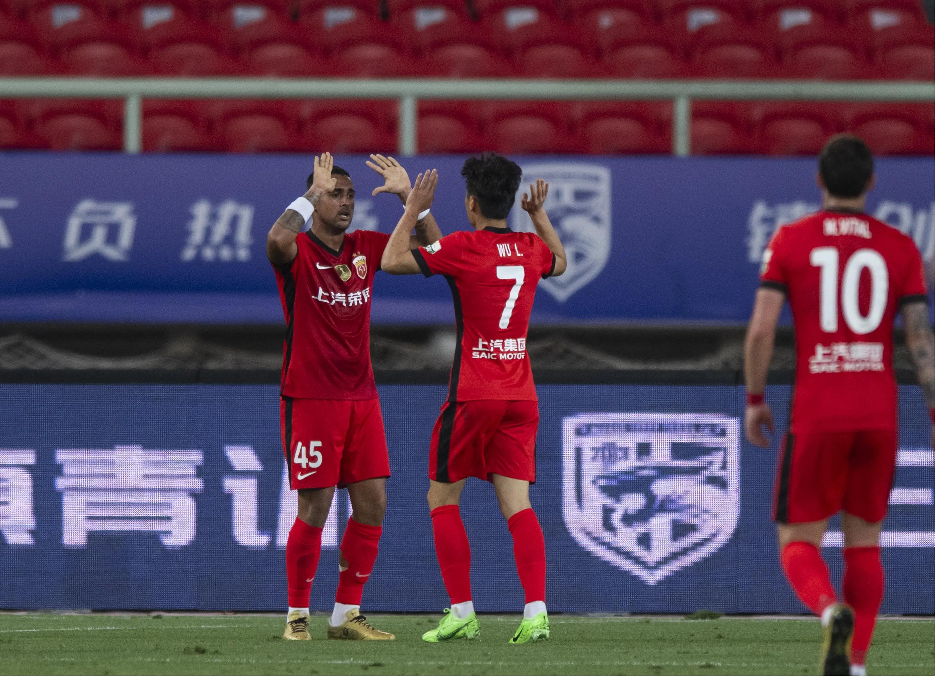 对手实力大增，球队紧锣密鼓备战(对手实力大增,球队紧锣密鼓备战什么意思)